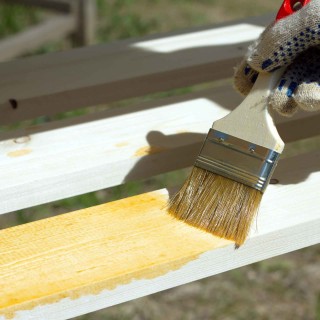 Traitement Anti-Humidité pour les palettes en bois